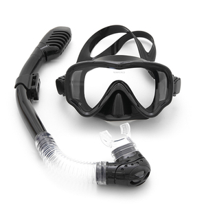 Kids Snorkel Set, Anti-Fog Snorkeling Mask with Nose Covers for Youth Junior Child