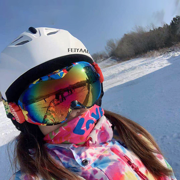 Outdoor Ski Helmet for Men and Women